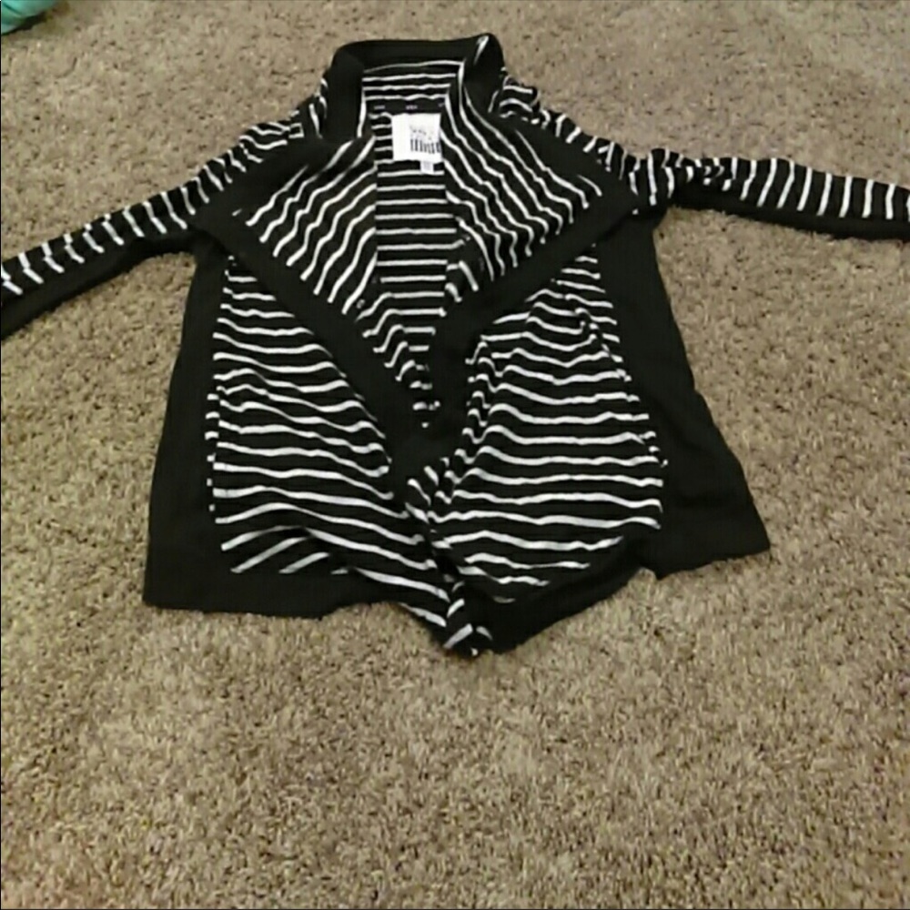 ISO VSX SPORT CARDIGAN IM LOOKING TO BUY ONE
